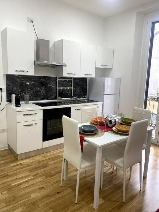 Milano Centrale Cozy Aparment Free Wifi Apartment Luaran gambar