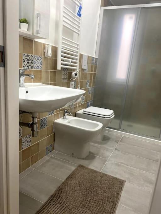 Milano Centrale Cozy Aparment Free Wifi Apartment Luaran gambar